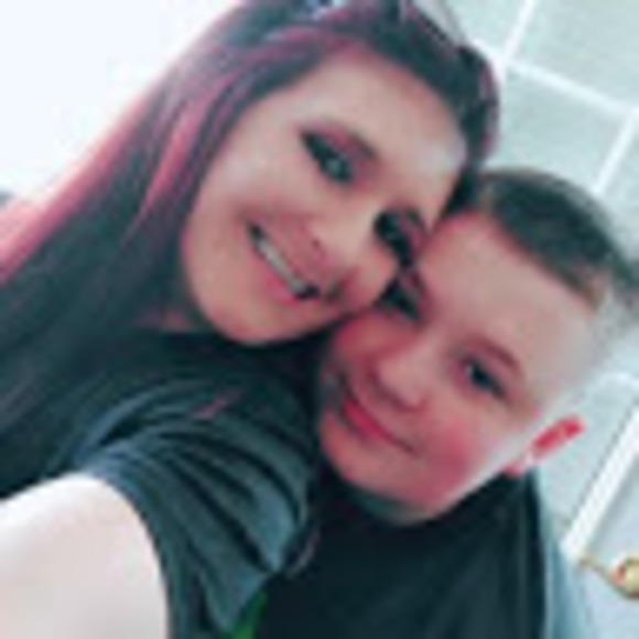 Meet your Posher, Nicki - Picture 1 of 1